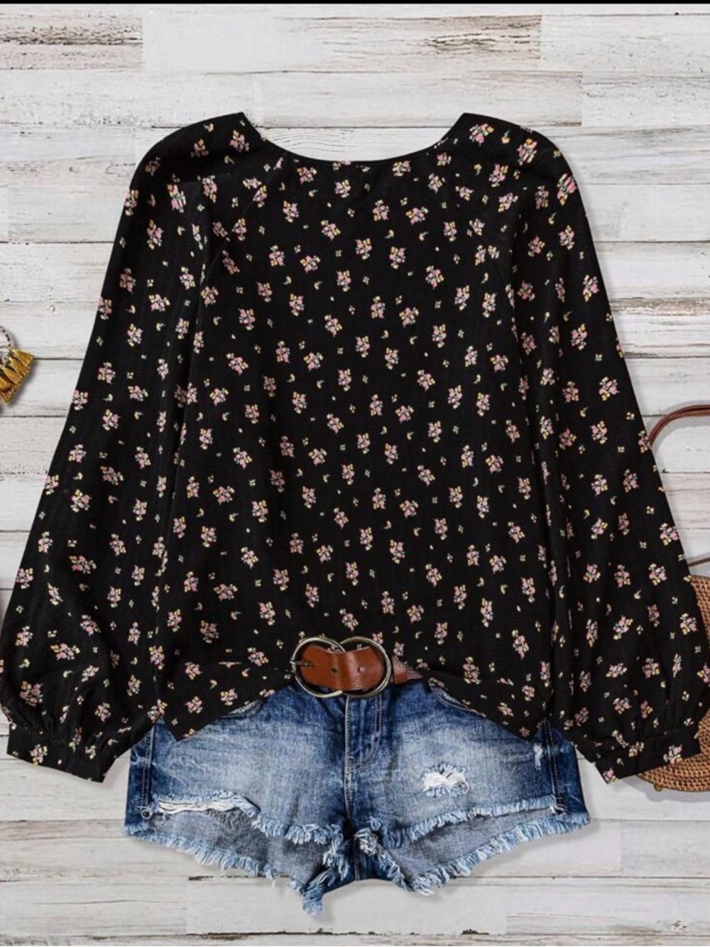 Womens Black Floral Balloon-Sleeve Blouse